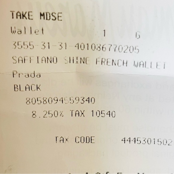 Prada Black Saffiano Leather Bi fold wallet card case logo embellished - Picture 12 of 12